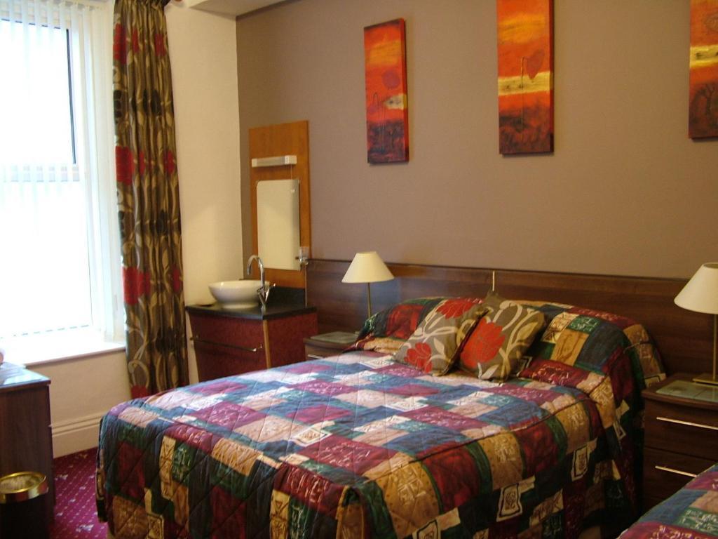 Karden House Hotel Llandudno Szoba fotó